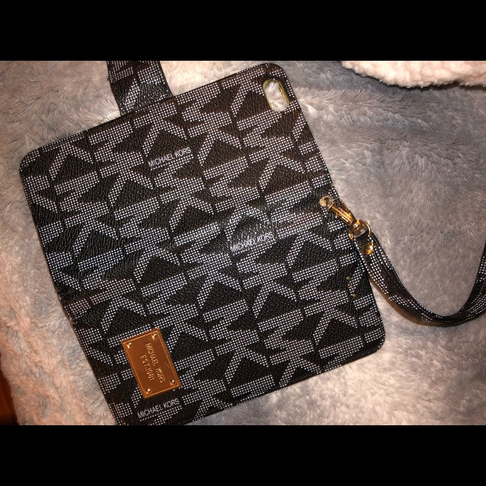 Michael kors phone case 7/8 plus